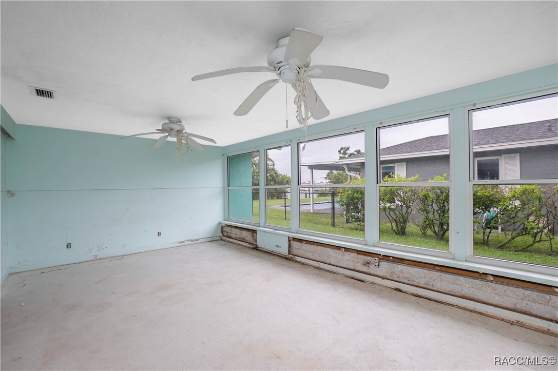 505 Capri Boulevard