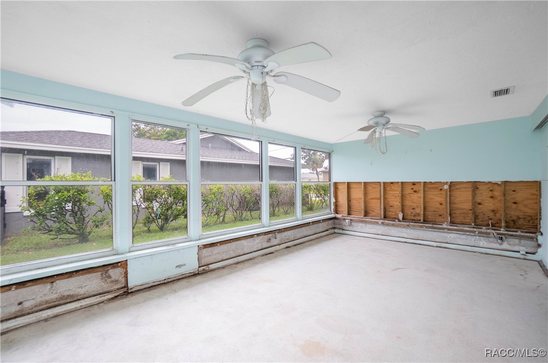 505 Capri Boulevard