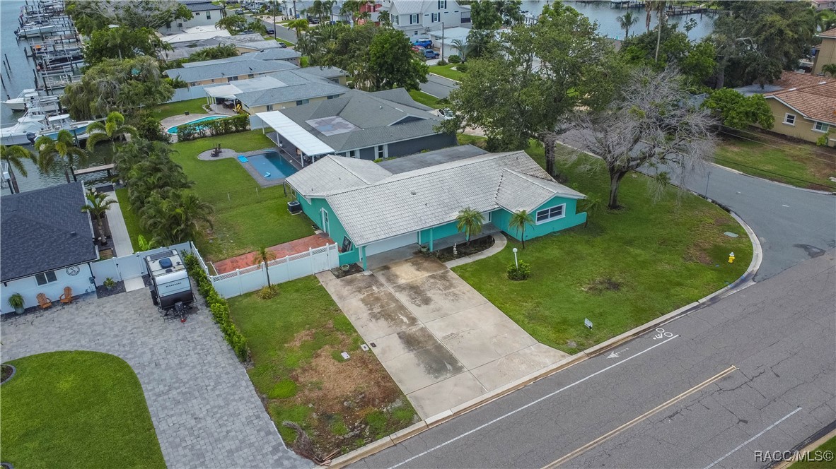 505 Capri Boulevard