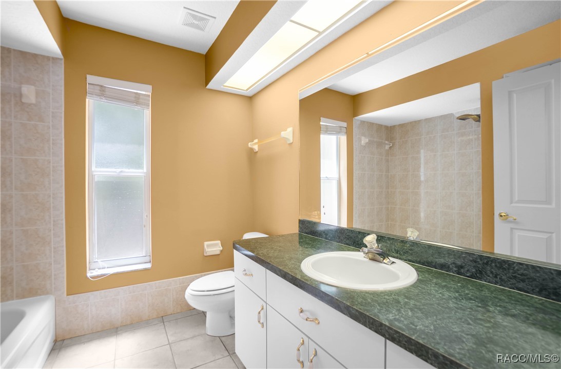 5326 N Red Ribbon Point