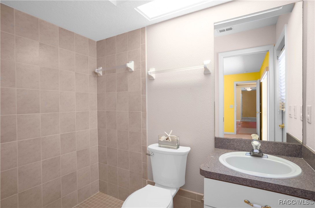 5326 N Red Ribbon Point