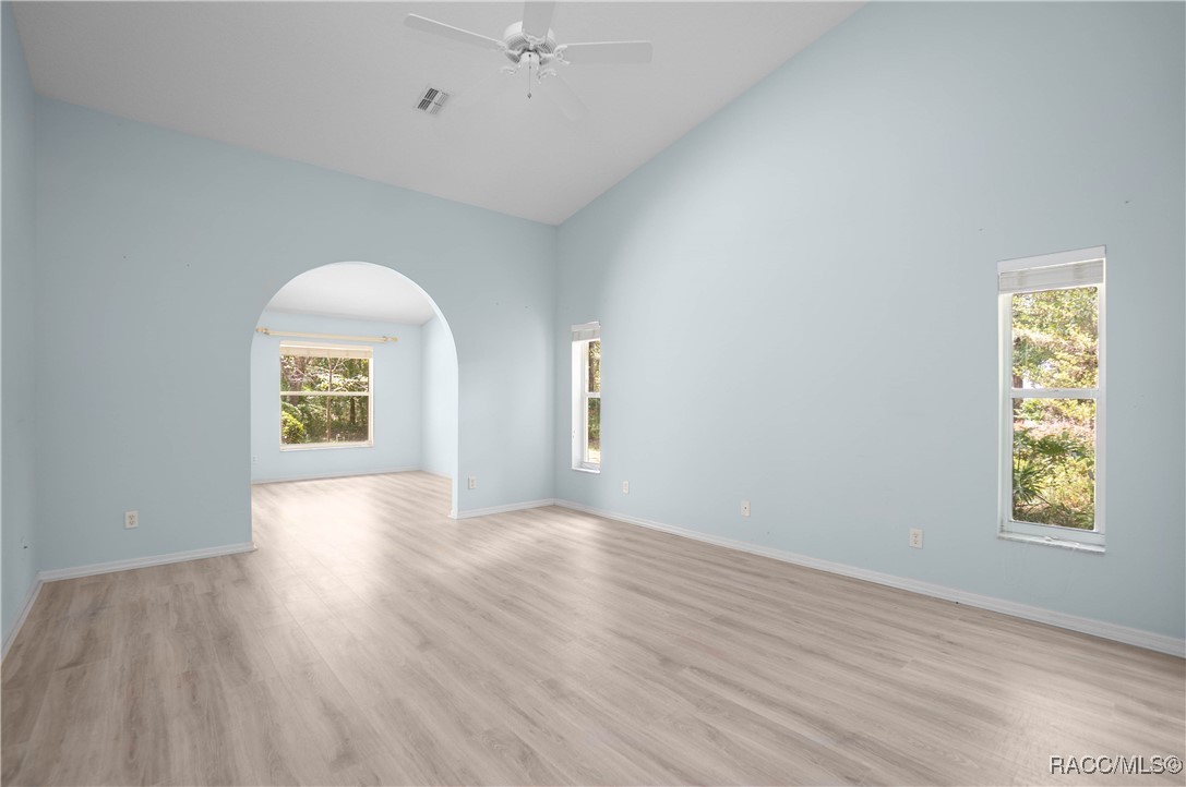 5326 N Red Ribbon Point