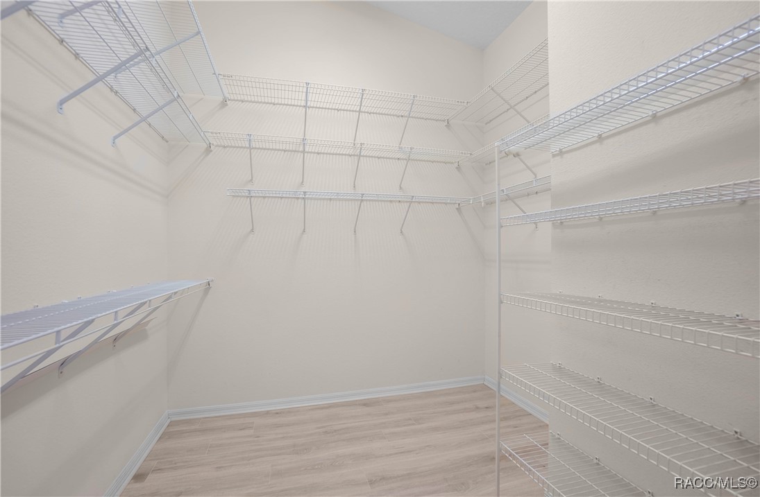 5326 N Red Ribbon Point