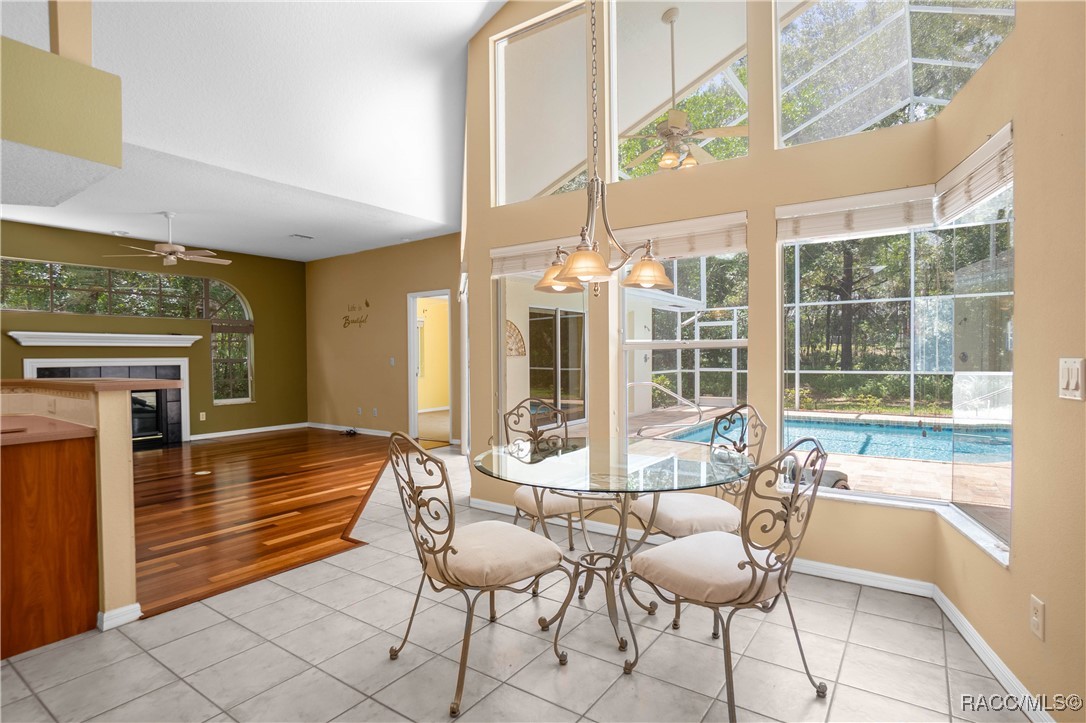 5326 N Red Ribbon Point