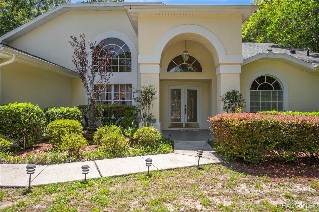 5326 N Red Ribbon Point