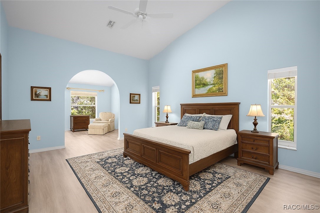 5326 N Red Ribbon Point