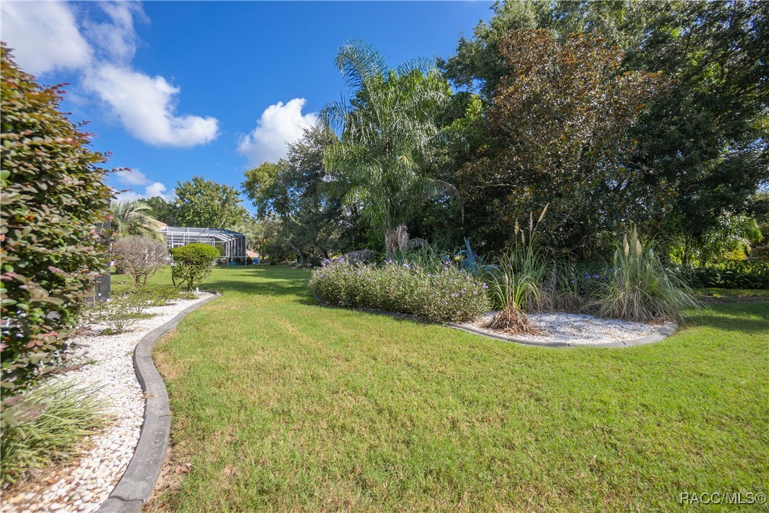1685 N Bogey Point