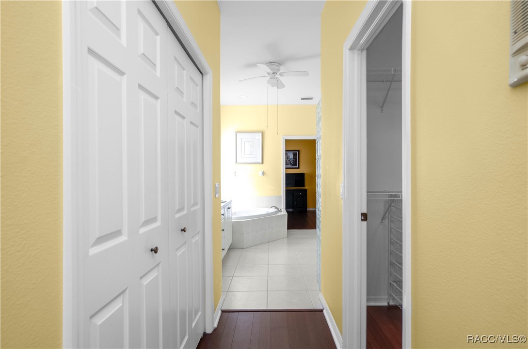 1685 N Bogey Point