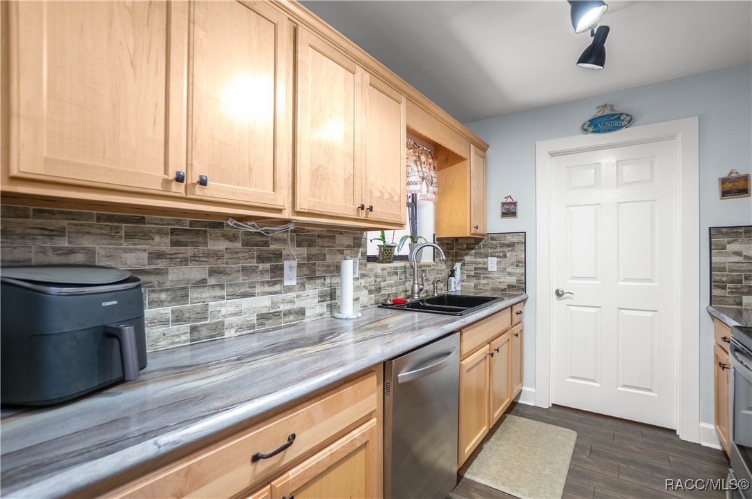 270 E Glassboro Court 6A