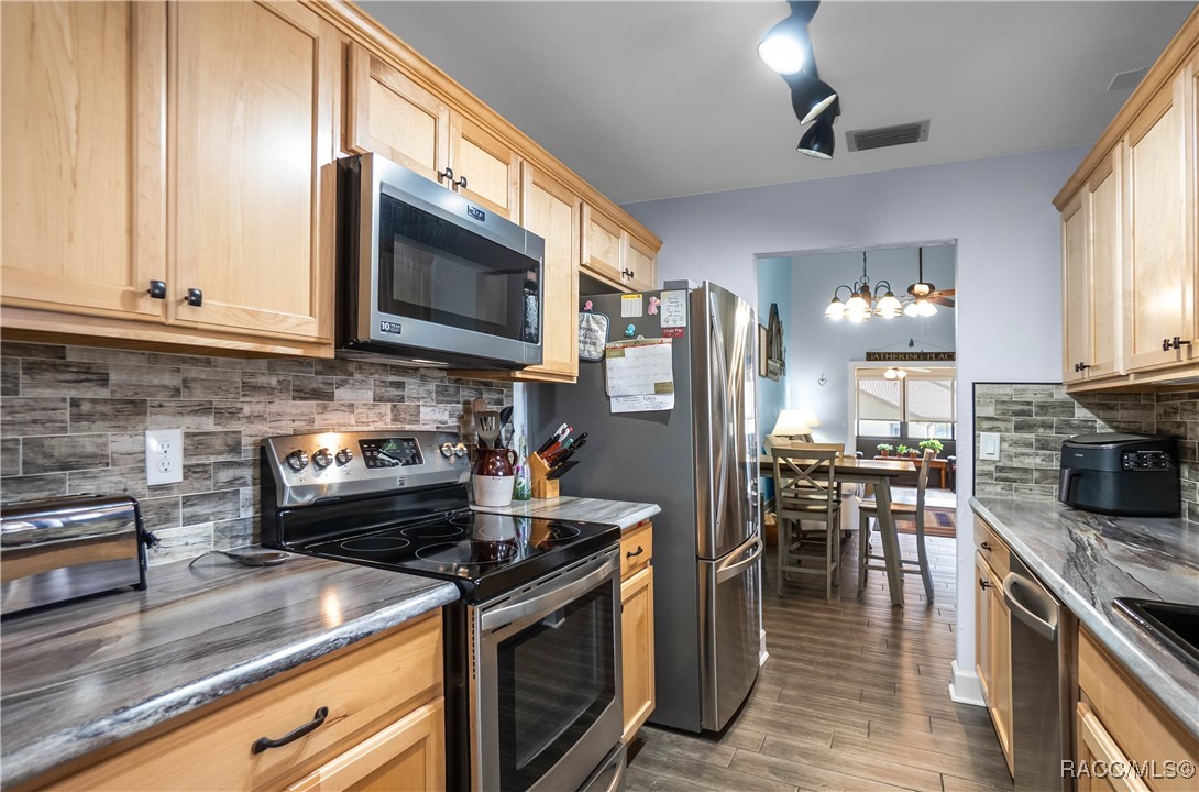 270 E Glassboro Court 6A