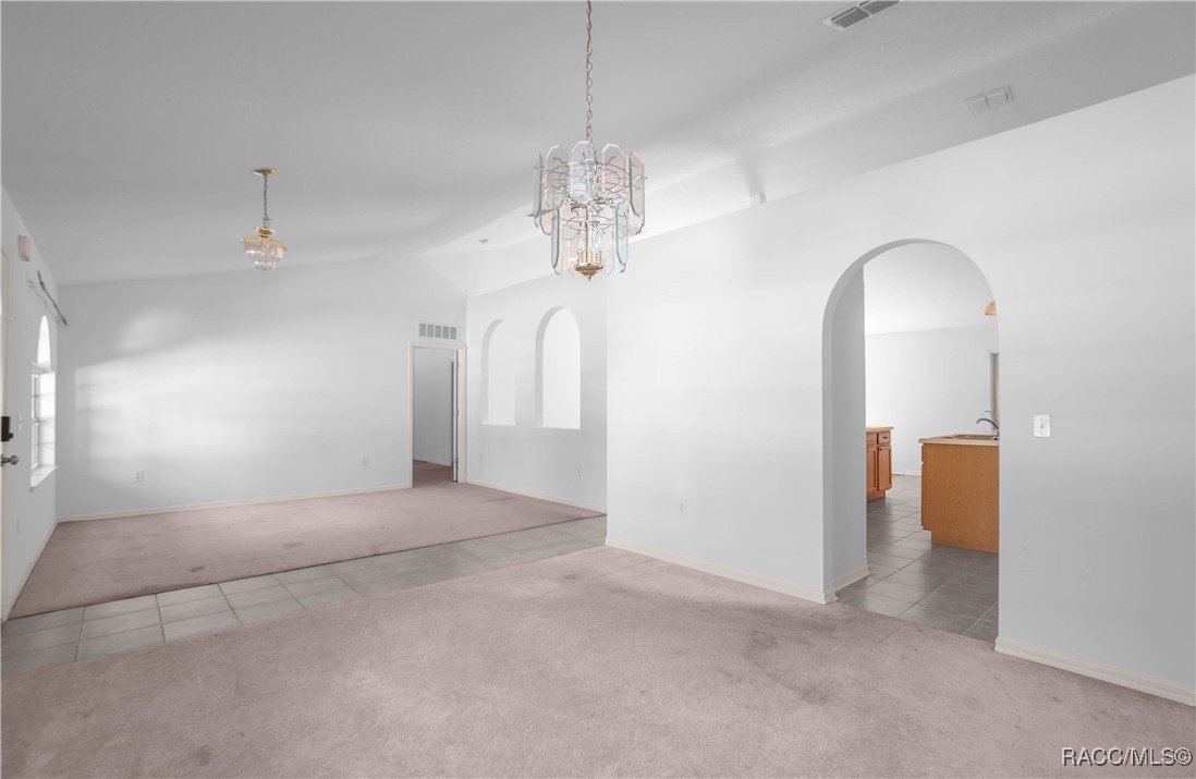 5 Pitcairn Court