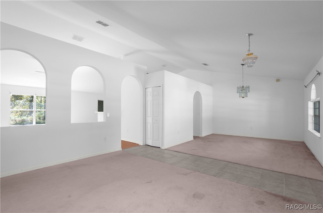 5 Pitcairn Court