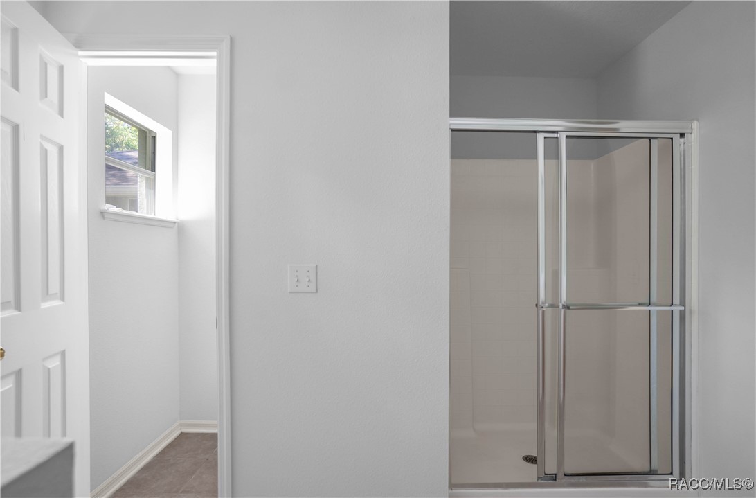 5 Pitcairn Court