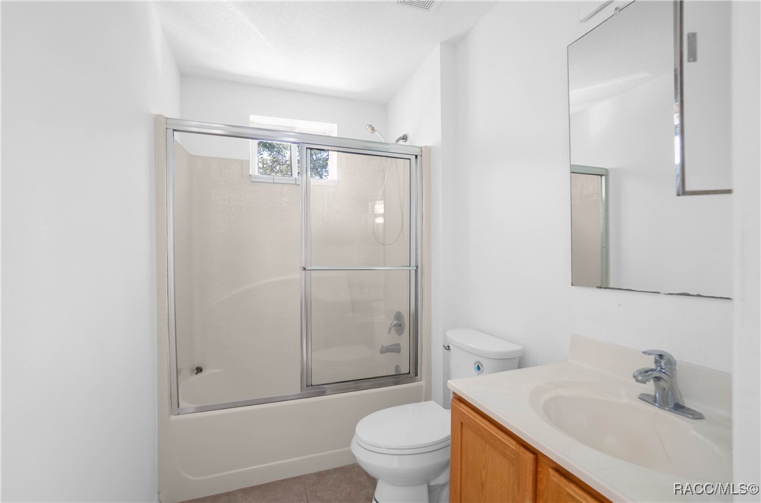 5 Pitcairn Court