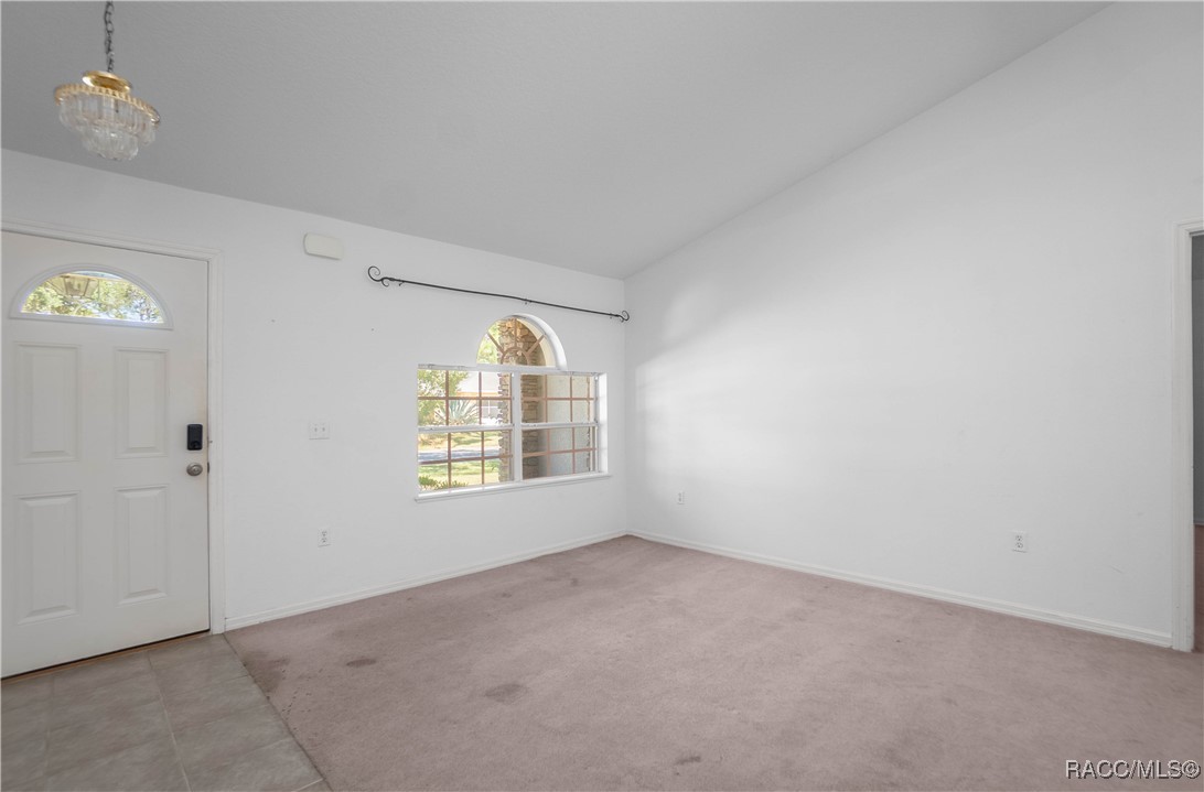 5 Pitcairn Court