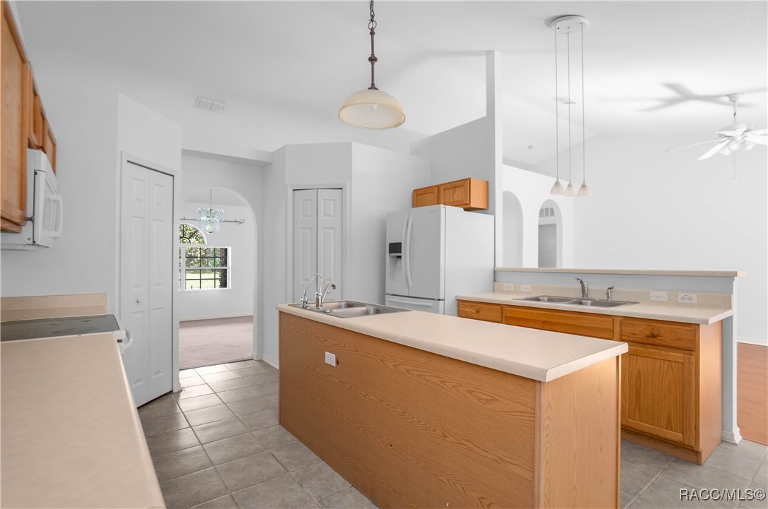 5 Pitcairn Court
