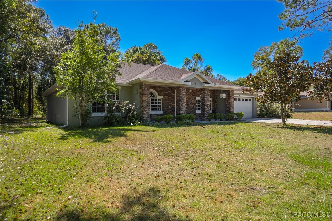 5 Pitcairn Court