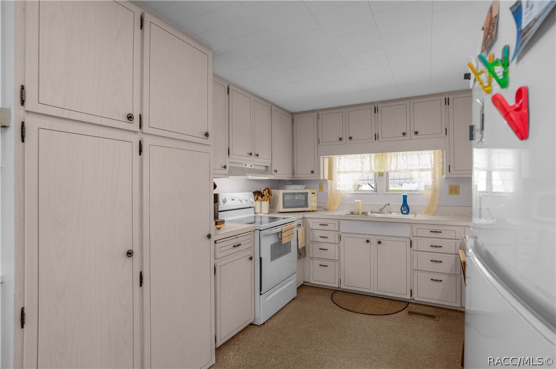 3896 Picciola Road 554