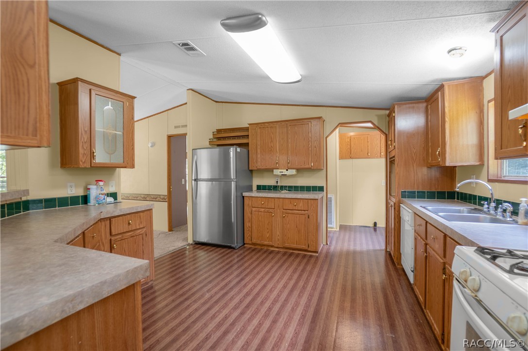 2349 NE 46th Circle