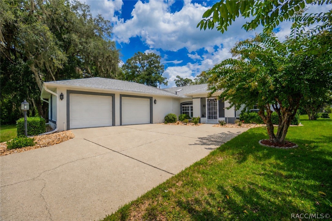 3048 E Balmoral Court