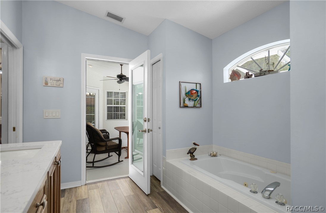 3048 E Balmoral Court
