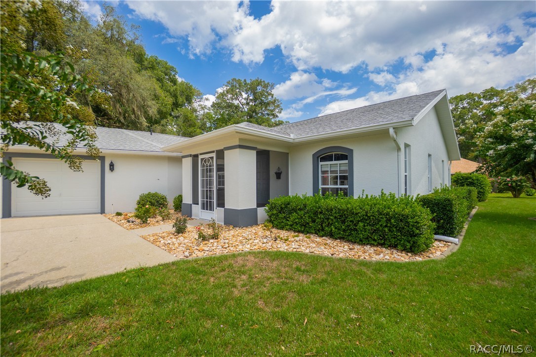 3048 E Balmoral Court