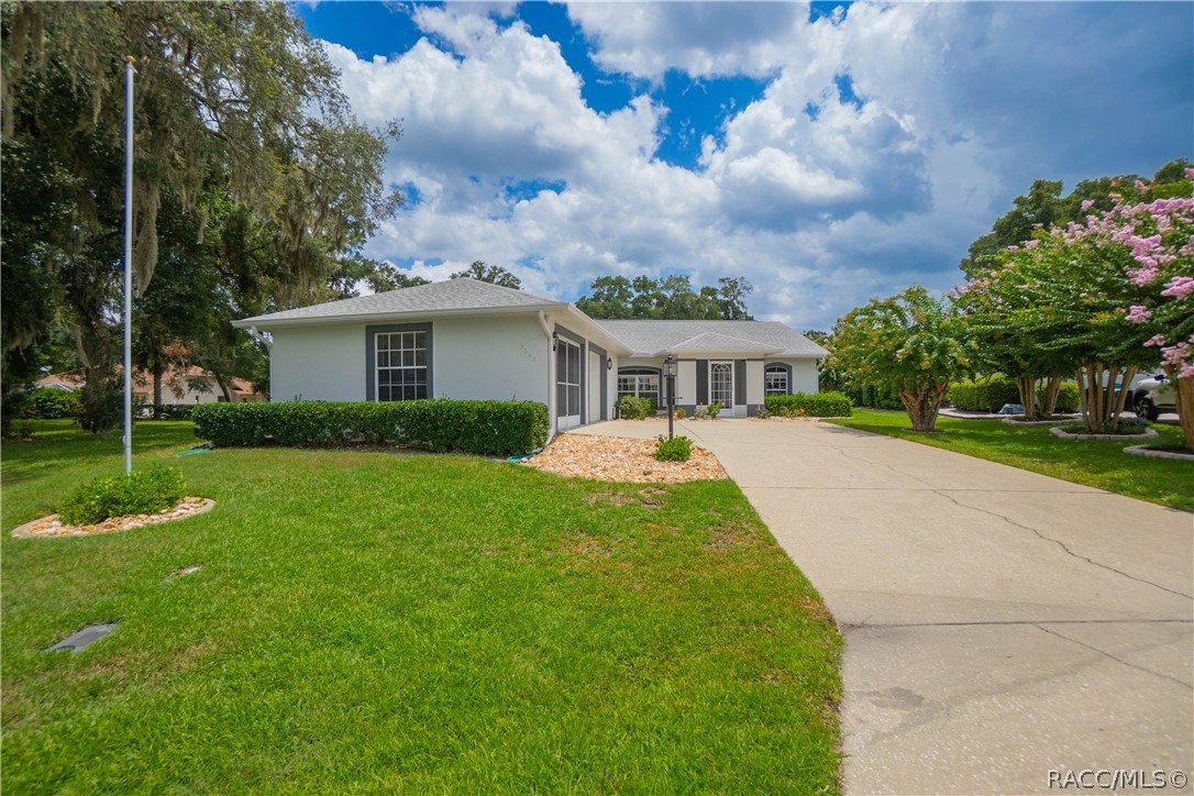 3048 E Balmoral Court