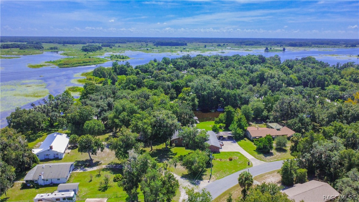 3711 E Turquoise Drive