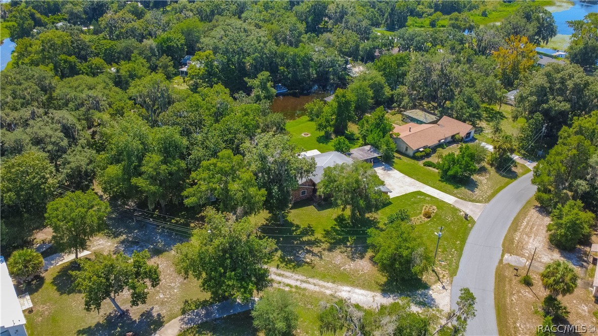 3711 E Turquoise Drive