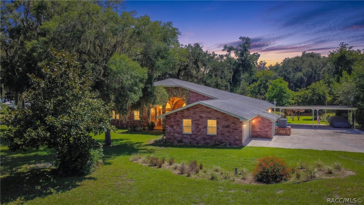 3711 E Turquoise Drive
