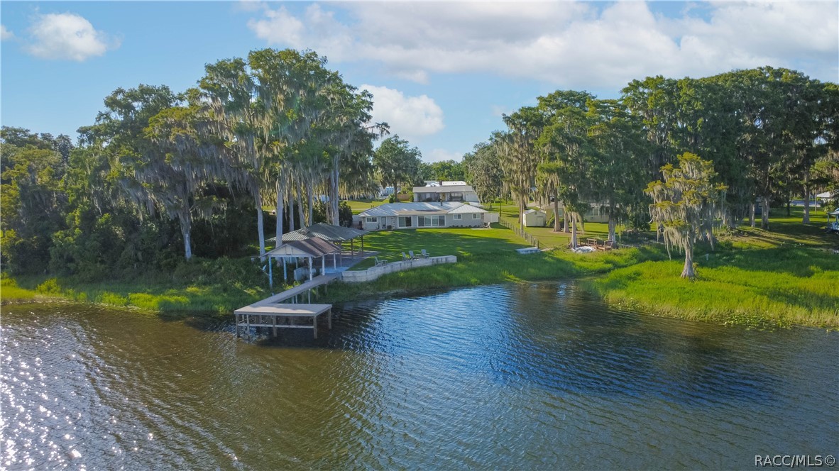 221 S Hunting Lodge Drive