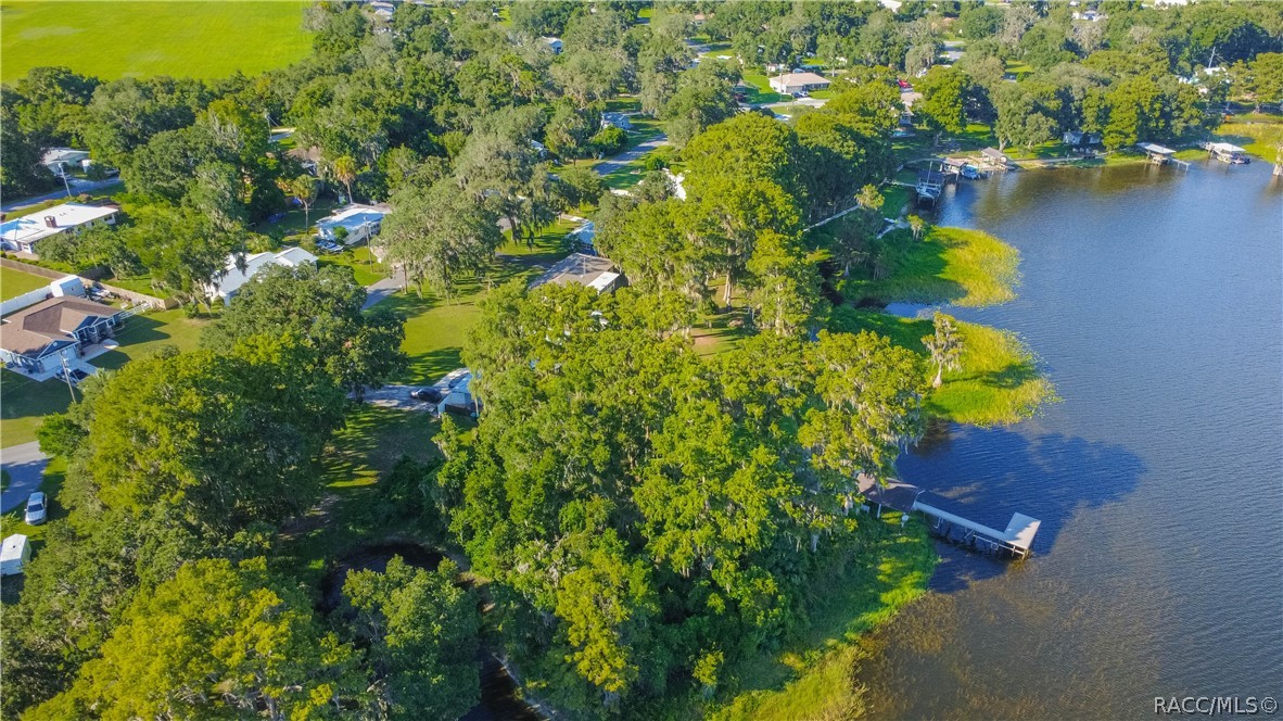 221 S Hunting Lodge Drive