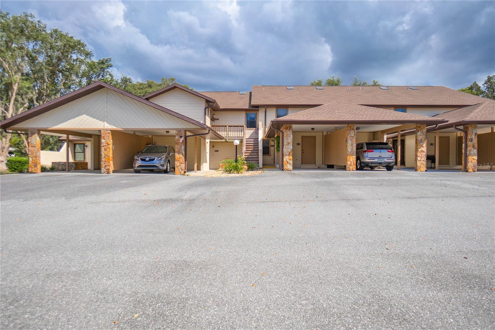 270 E GLASSBORO CT #6A