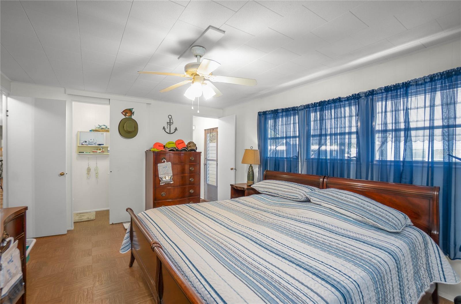 3896 PICCIOLA RD #554