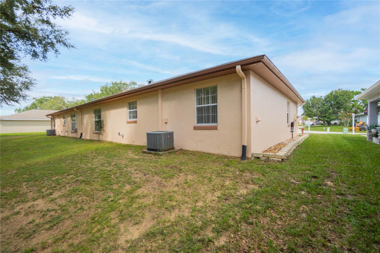 10407 S DREW BRYANT CIR