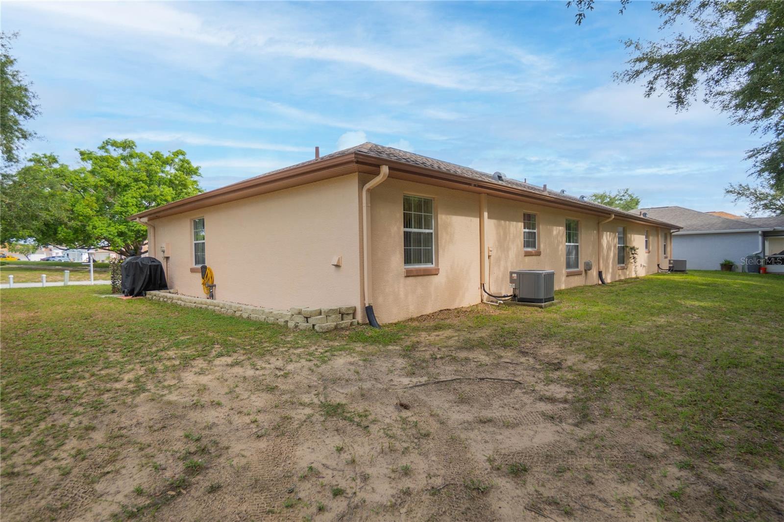 10407 S DREW BRYANT CIR