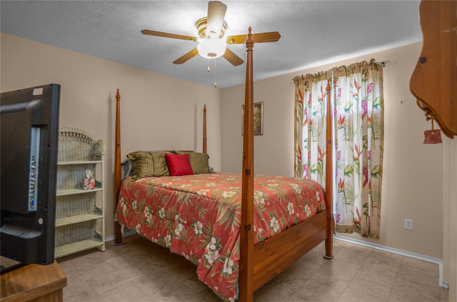 10407 S DREW BRYANT CIR