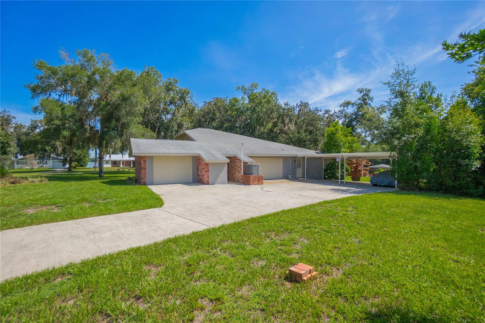 3711 E TURQUOISE DR