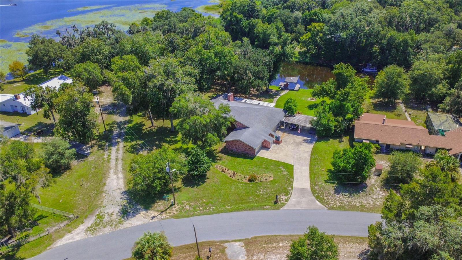 3711 E TURQUOISE DR