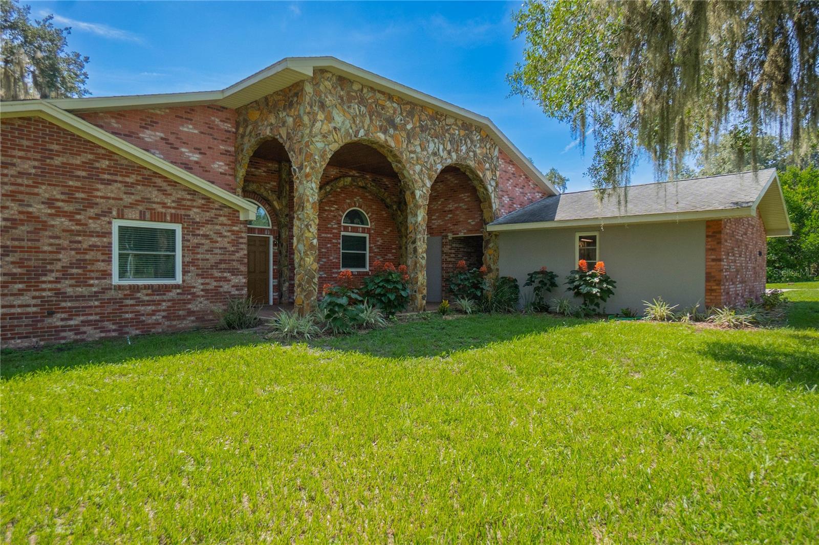 3711 E TURQUOISE DR