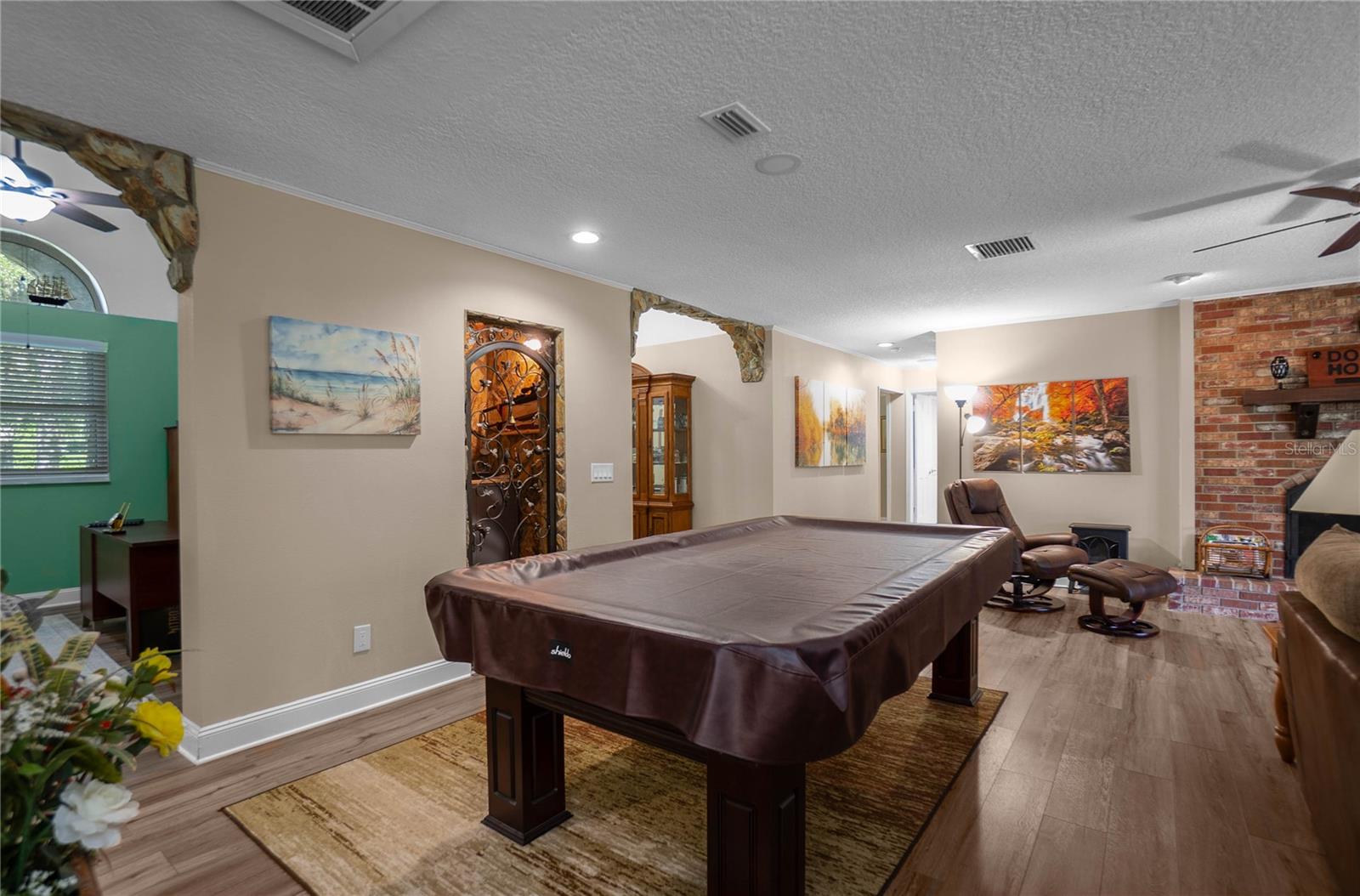 3711 E TURQUOISE DR