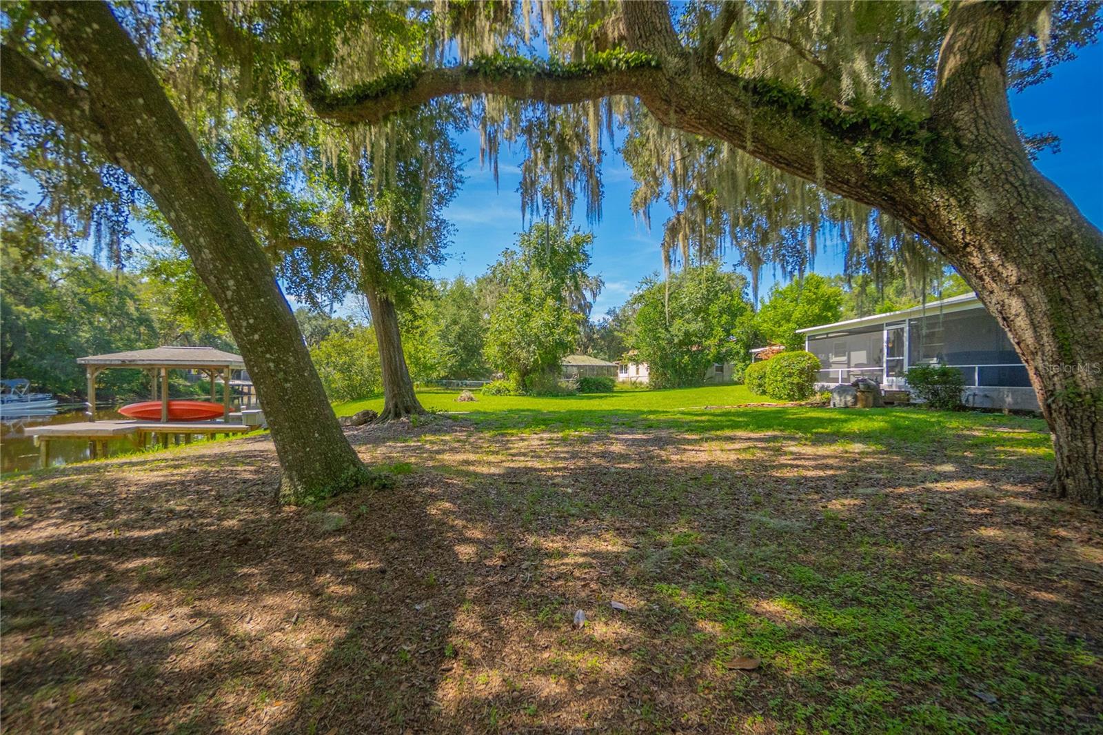 3711 E TURQUOISE DR