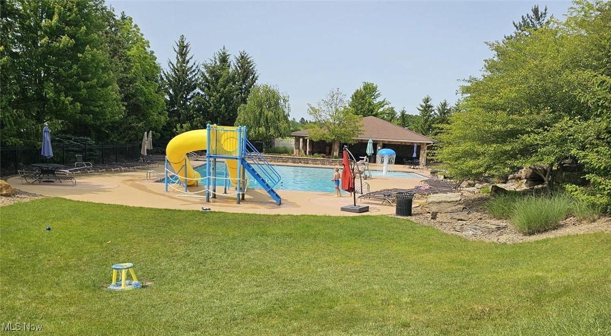 3253 Seven Bridges Road