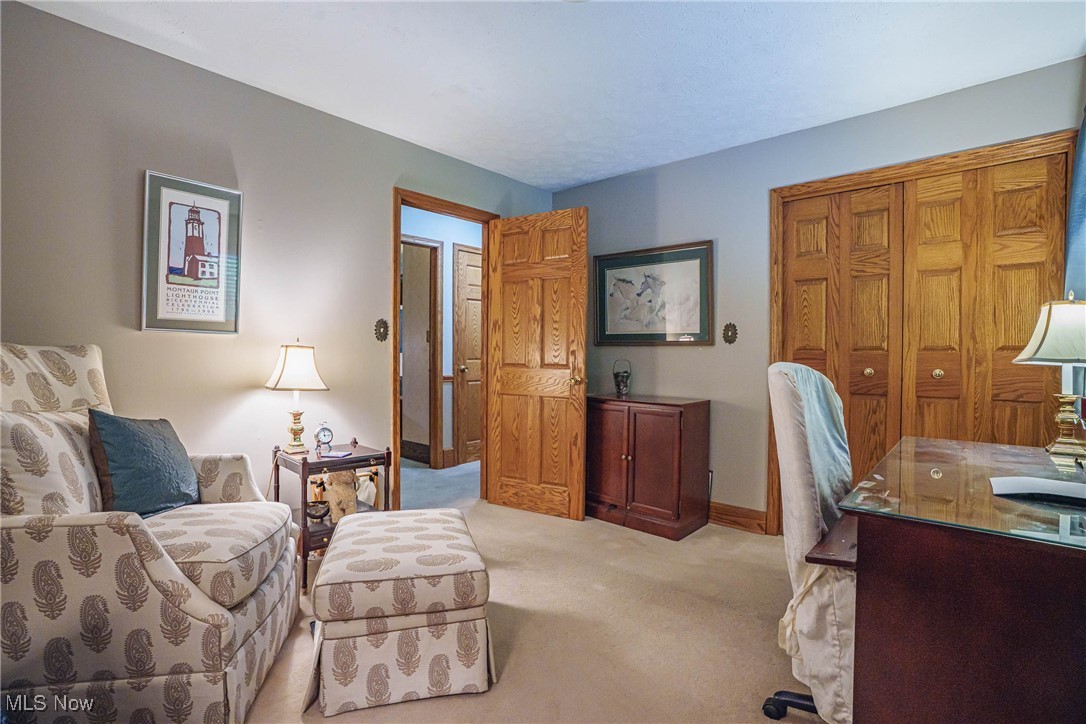 875 N Medina Line Road