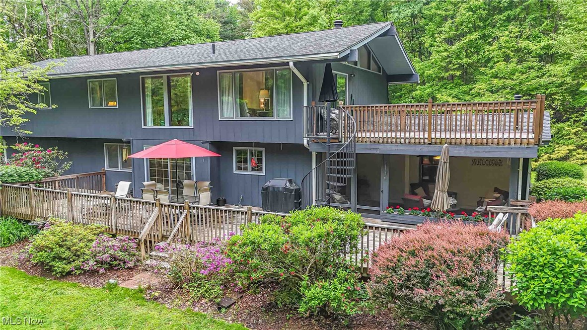 875 N Medina Line Road
