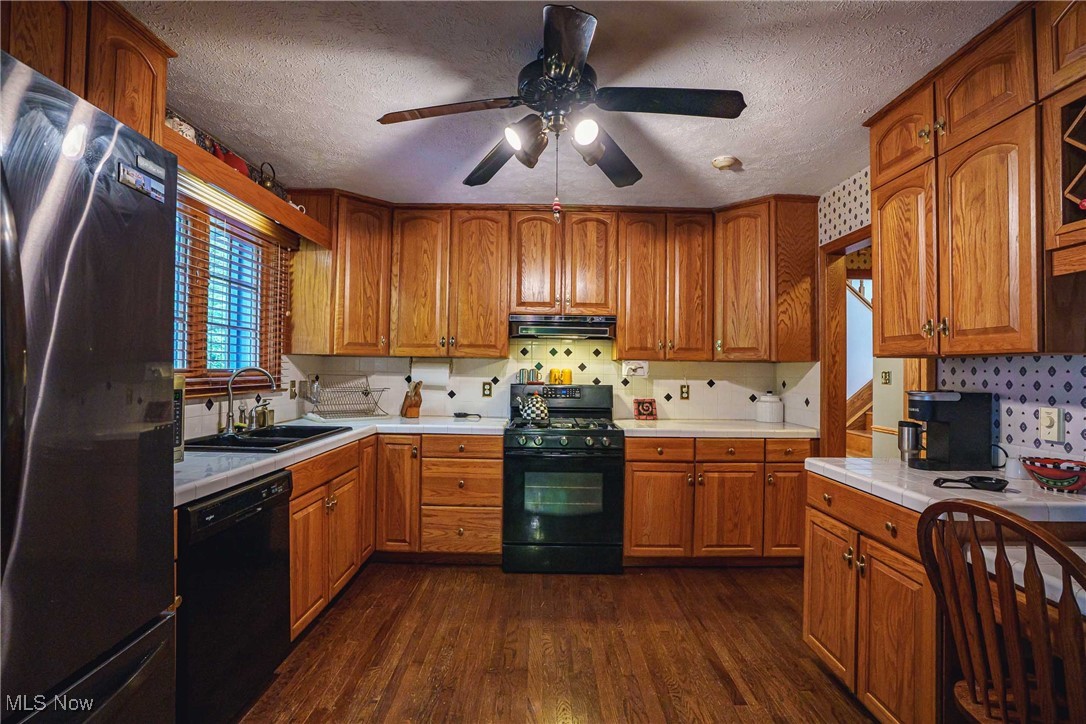 875 N Medina Line Road