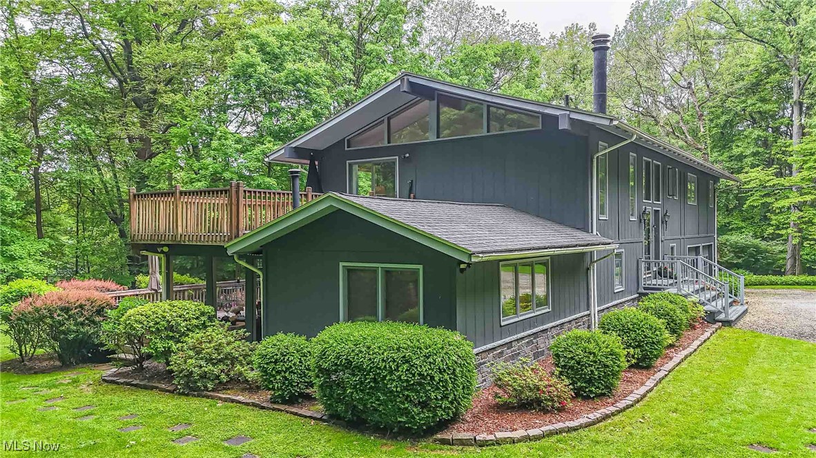 875 N Medina Line Road