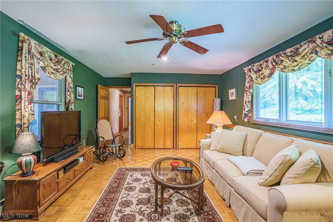875 N Medina Line Road