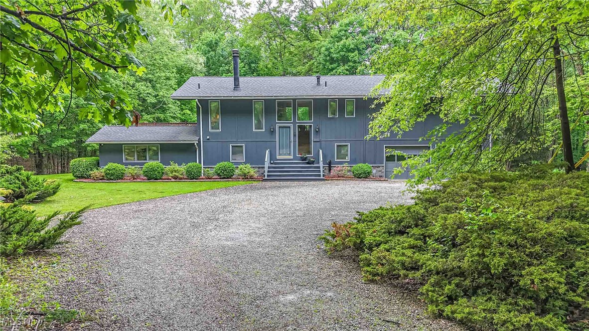 875 N Medina Line Road