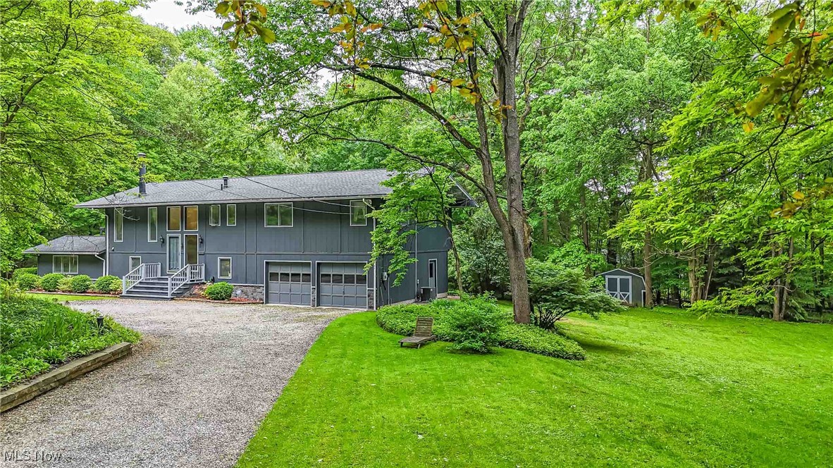 875 N Medina Line Road